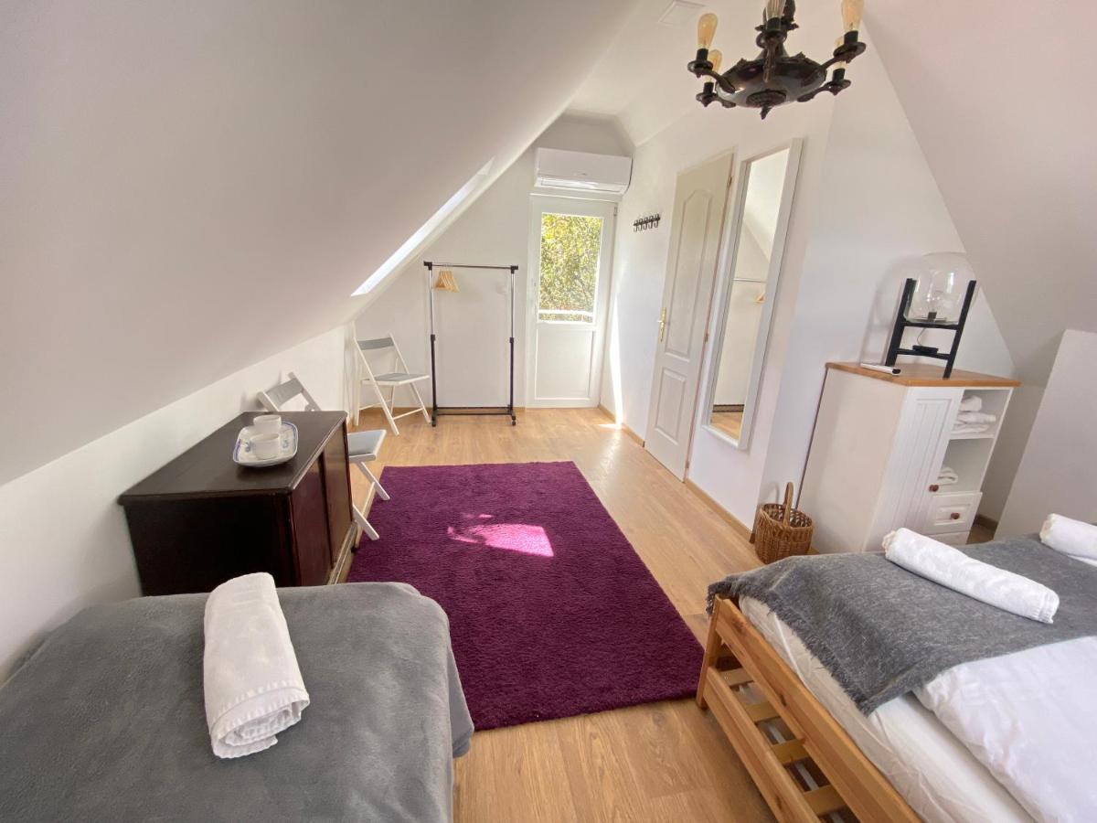 Dandelion "Zsalya" Vendeghaz Villa Kisapati Exteriör bild